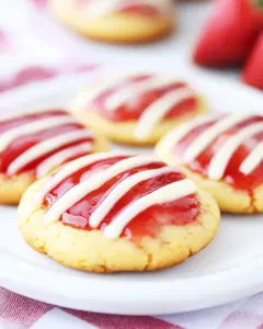 Air Fryer Strawberry Cookies