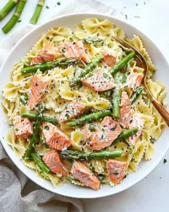Creamy Salmon Asparagus Pasta