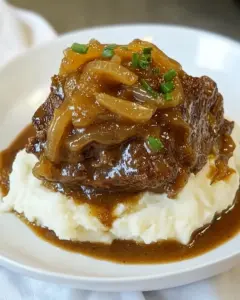 Cubed Steak with Onion Gravy