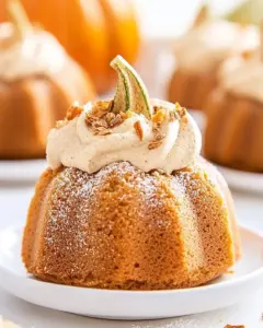Mini Pumpkin Bundt Cakes