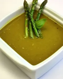 Skinny Cream of Asparagus Soup