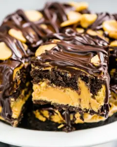 Slow Cooker Chocolate Peanut Butter Cake